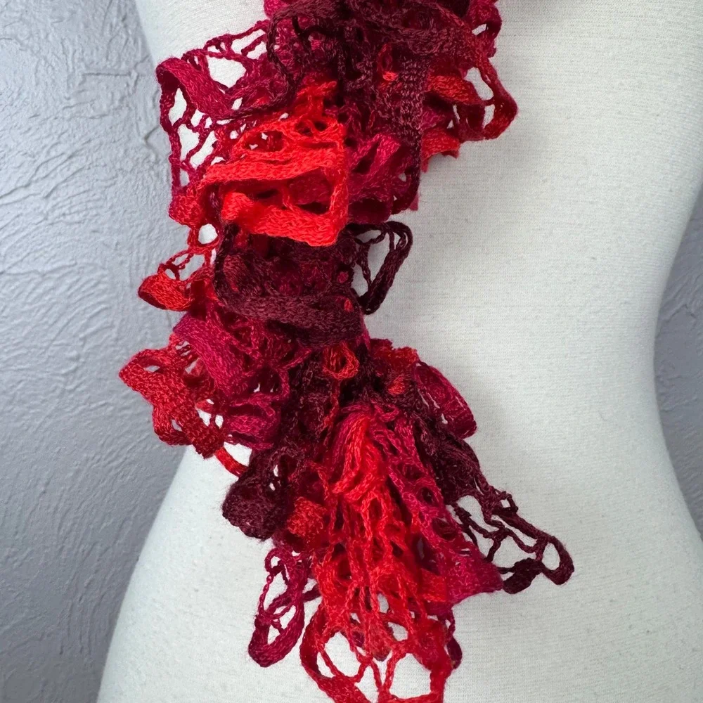 Vintage Red Ruffle Ribbon Scarf – 49